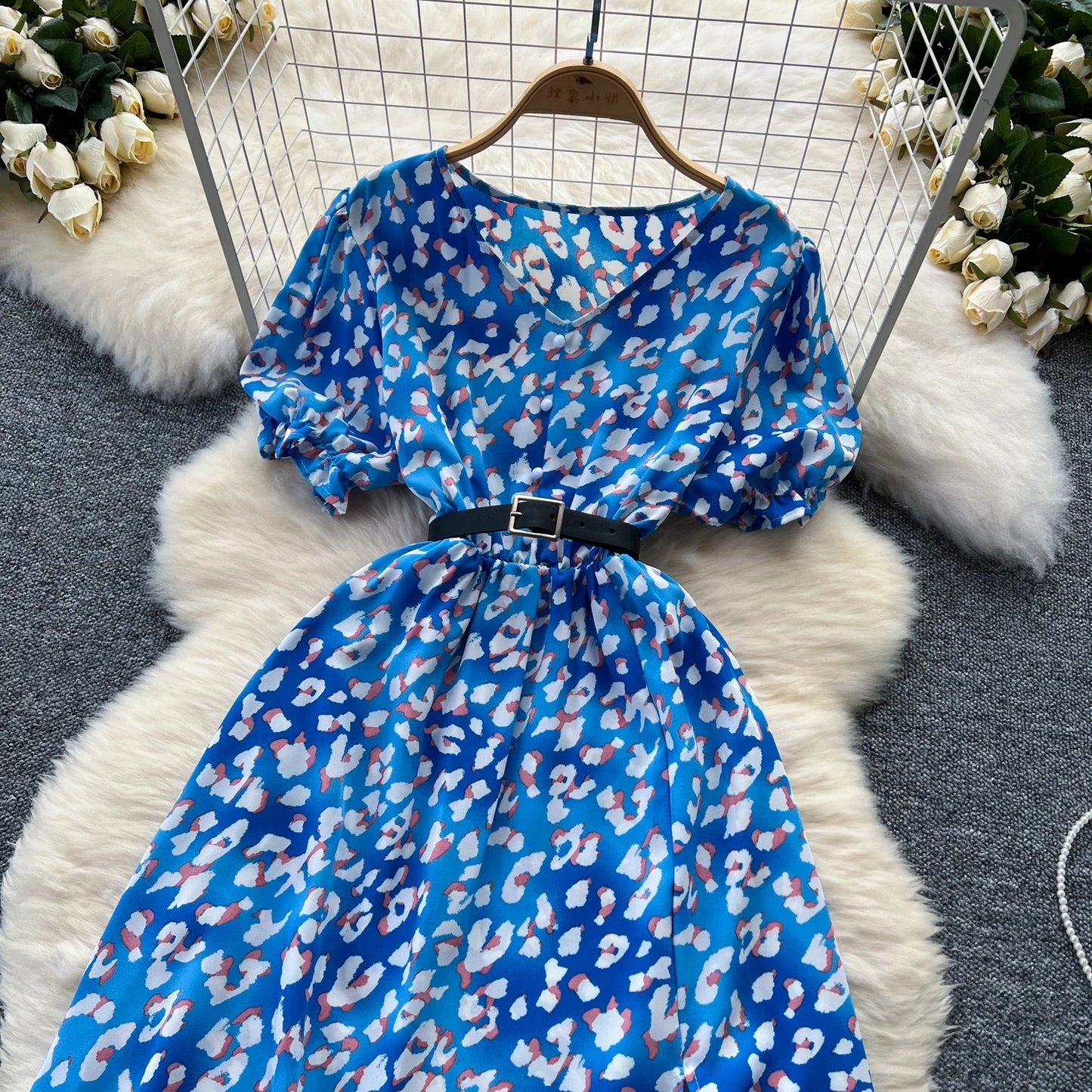 Sommer Plissiert Damen Knopfkleider Lässige Strandurlaub Kurzarm V-Ausschnitt Damen Midikleid Böhmische Mujer Vestidos