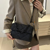 Acryl-Ketten-Umhängetaschen, quadratisch, lässig, Klappe, Damen-Pendeltaschen, gesteppt, All-Match, Winter, große Kapazität für Mädchen zum Einkaufen