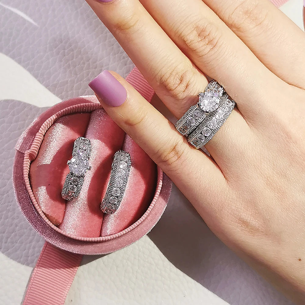 2023 New Luxury Silver Color Luxury Big Wedding Rings Set for Bridal Women Engagement Finger Party Gift Designer Jewelry R4428