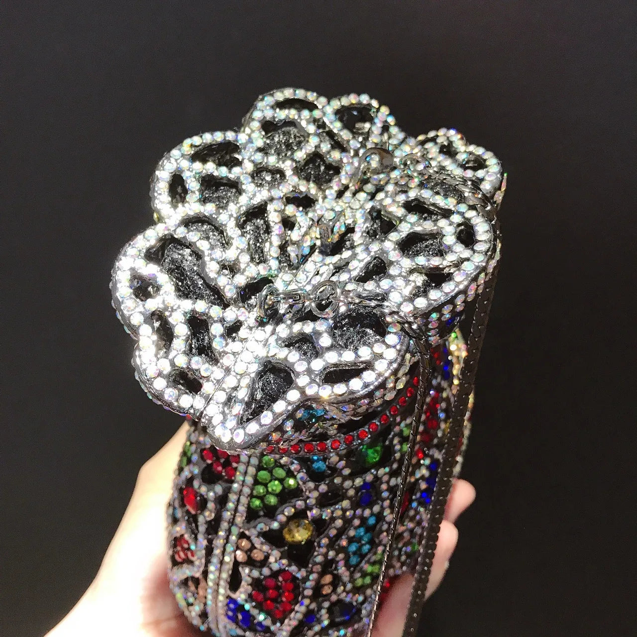 Neueste Blumenvase Strass Abendtaschen Frauen Kristall Handtaschen Metallkette Elegante Partytaschen Luxus Designer Clutch Geldbörse