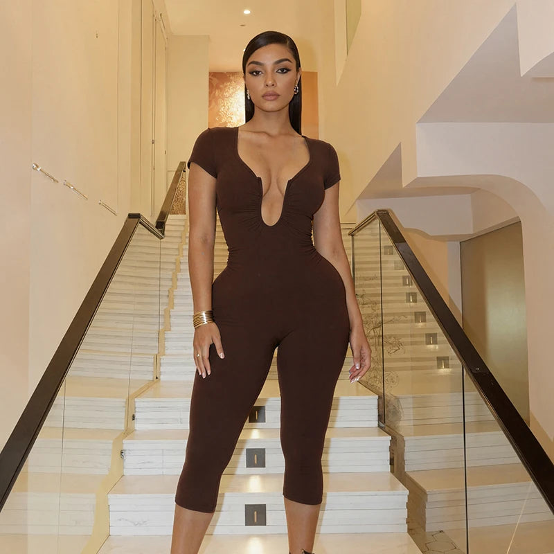 Solid Color Sexy Slim Fit and Slimming Chest U-Neck Jumpsuit, Versatile and Fashionable Jumpsuit Cropped Pants