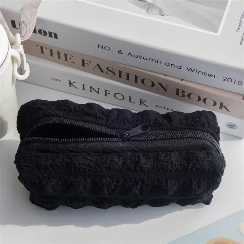 Süßes Plüsch Federmappentasche für Mädchen Jungen Kawaii Schreibwarentasche Federmäppchen Große Kapazität Schüler Schulanfangsbedarf