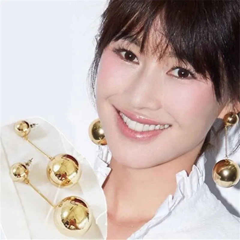 XIALUOKE Vintage Large Ball Pendant Earrings Women's European American Style Personality Long Drop Earrings Party Travel Jewelry