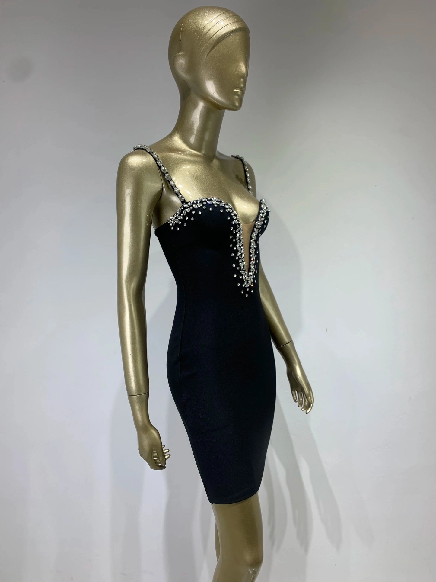 New Women Celebrity Sexy V Neck Beading Backless Black Mini Bandage Dress 2025 Knitted Elegant Evening Club Party Dress