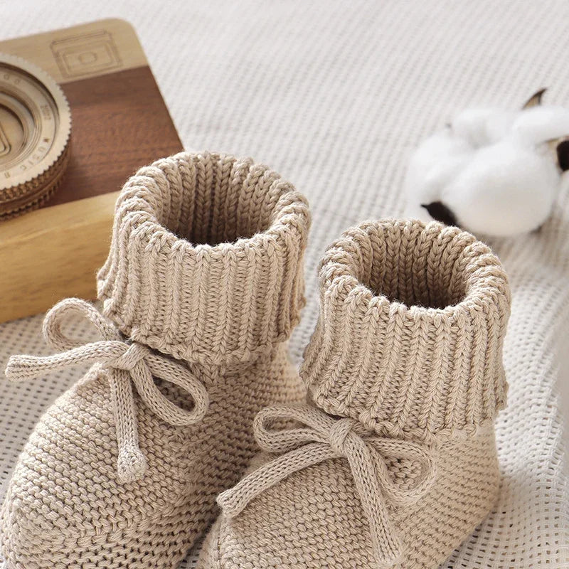 Baby Schuhe Baumwolle Gestrickte Neugeborene Mädchen Jungen Stiefel Mode Einfarbig Warme Kleinkind Kind Slip-On Bettschuhe Handgemacht 0-18M Fußbekleidung