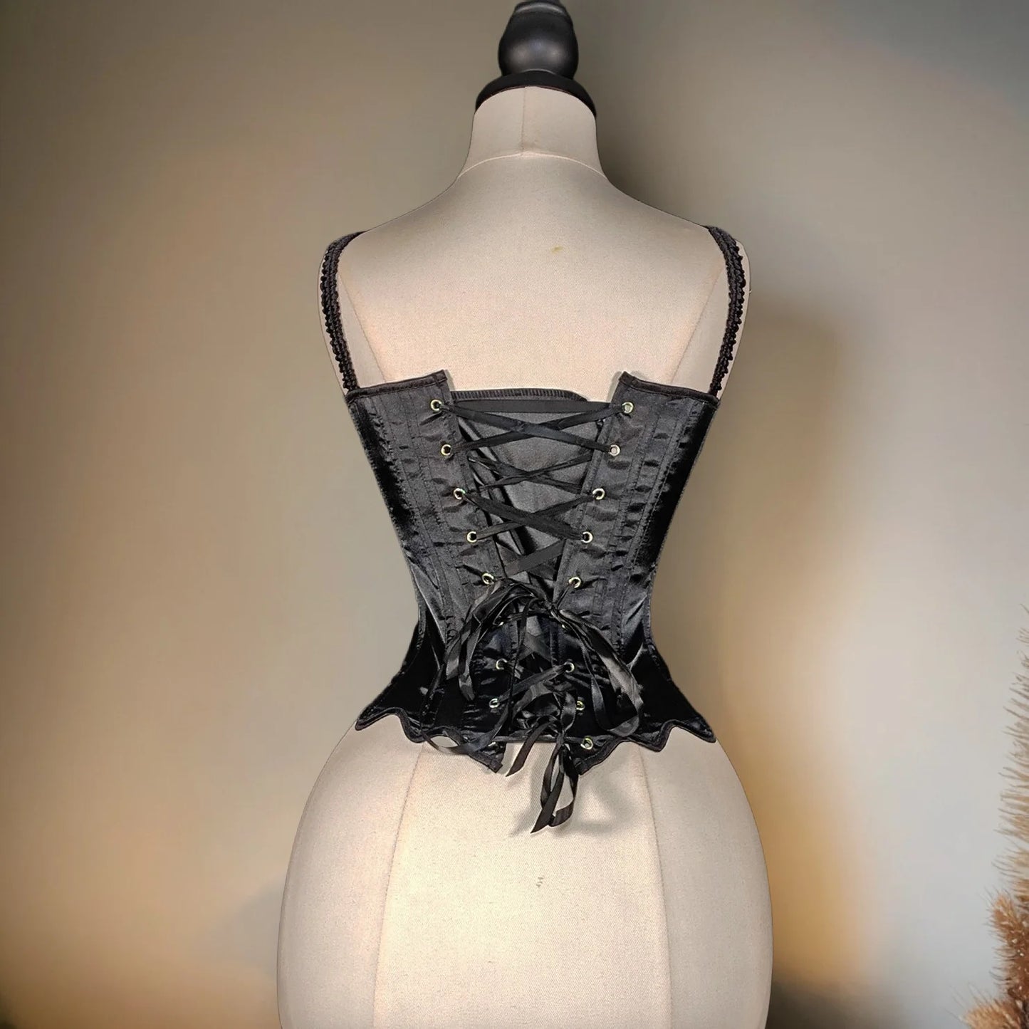 Women Tight Corset Vest Bustier Overbust Petal Bodice Lace Up Boned Shaping Tops Pink Costume Crops With 5 Buckles Party Wedding