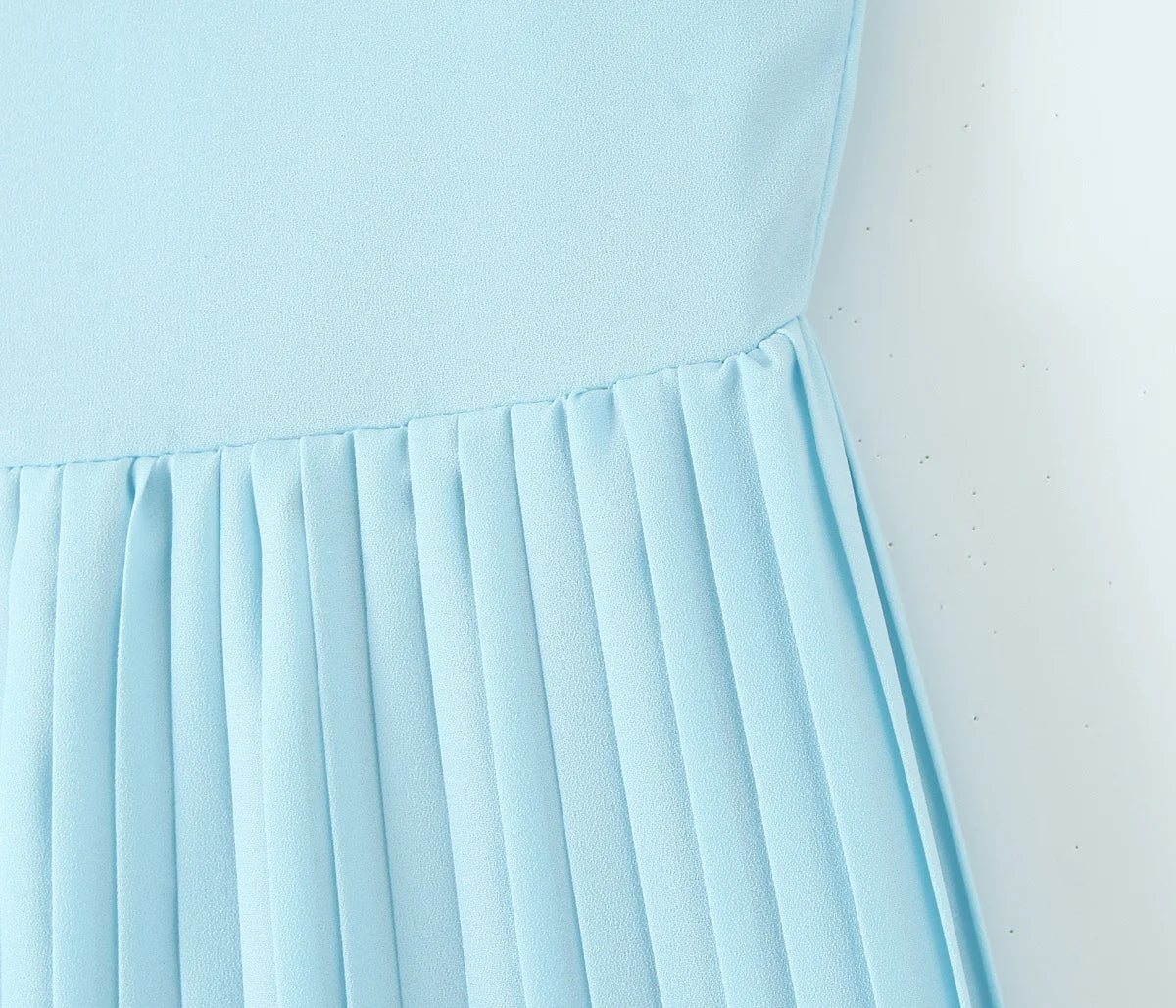 Pure sexy French high-end tube top one-shoulder dress female long seaside holiday pleated skirt