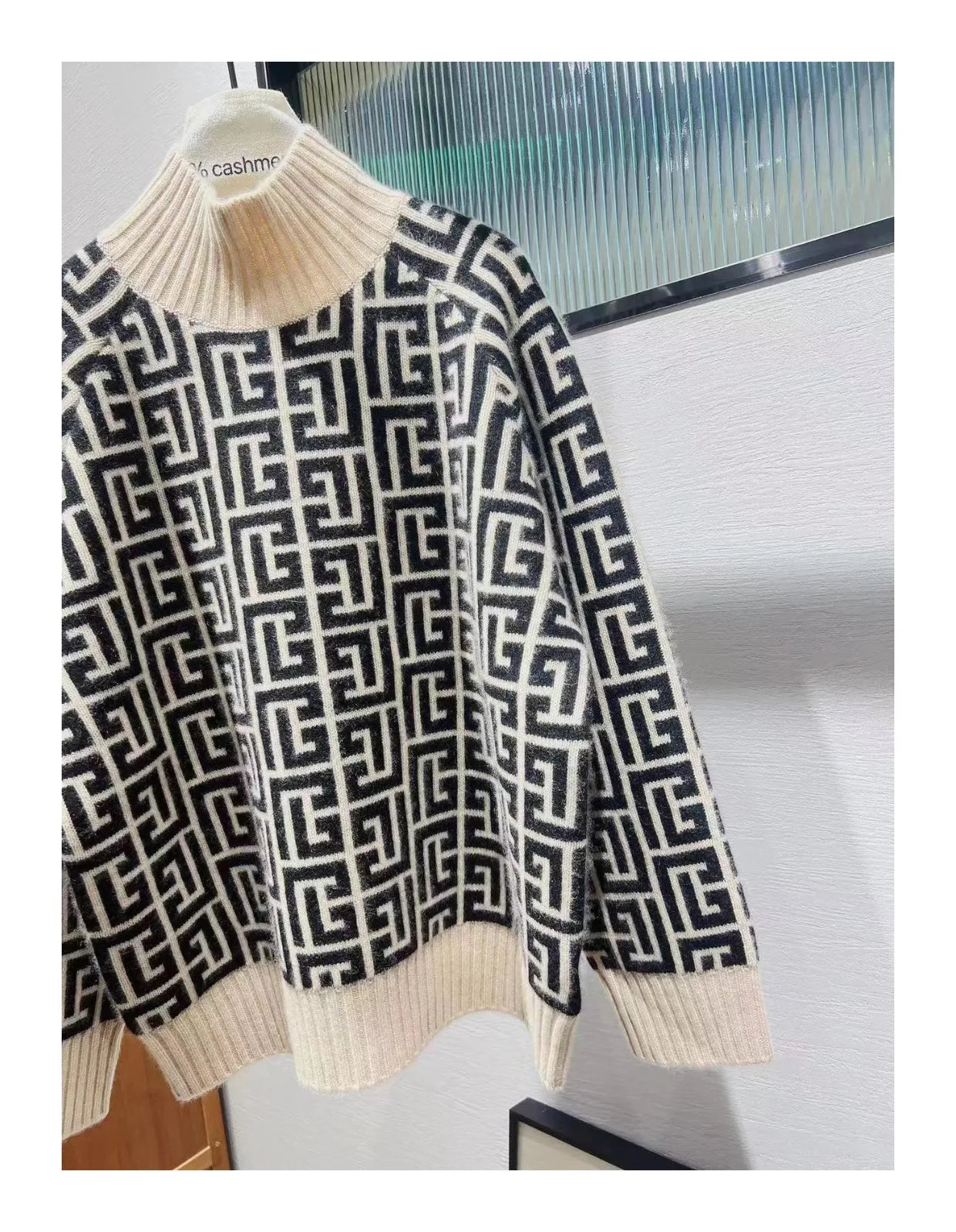 High-End 100% Ziegenwollpullover Damen Stehkragen lockerer Pullover Herbst Winter neuer Stil im Western-Look mit Verjüngungseffekt