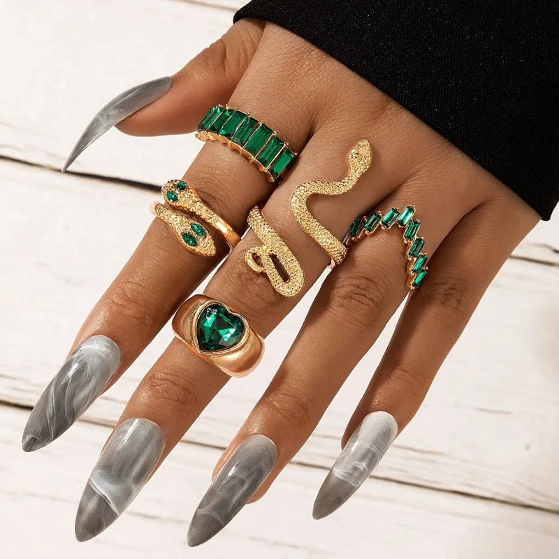 50pc/Lot Jewelry Factory In Stock Finger Rings Women Gold Antique Silver Plate Enamel Opal Crystal Snake Jewelry Party Bar Girl
