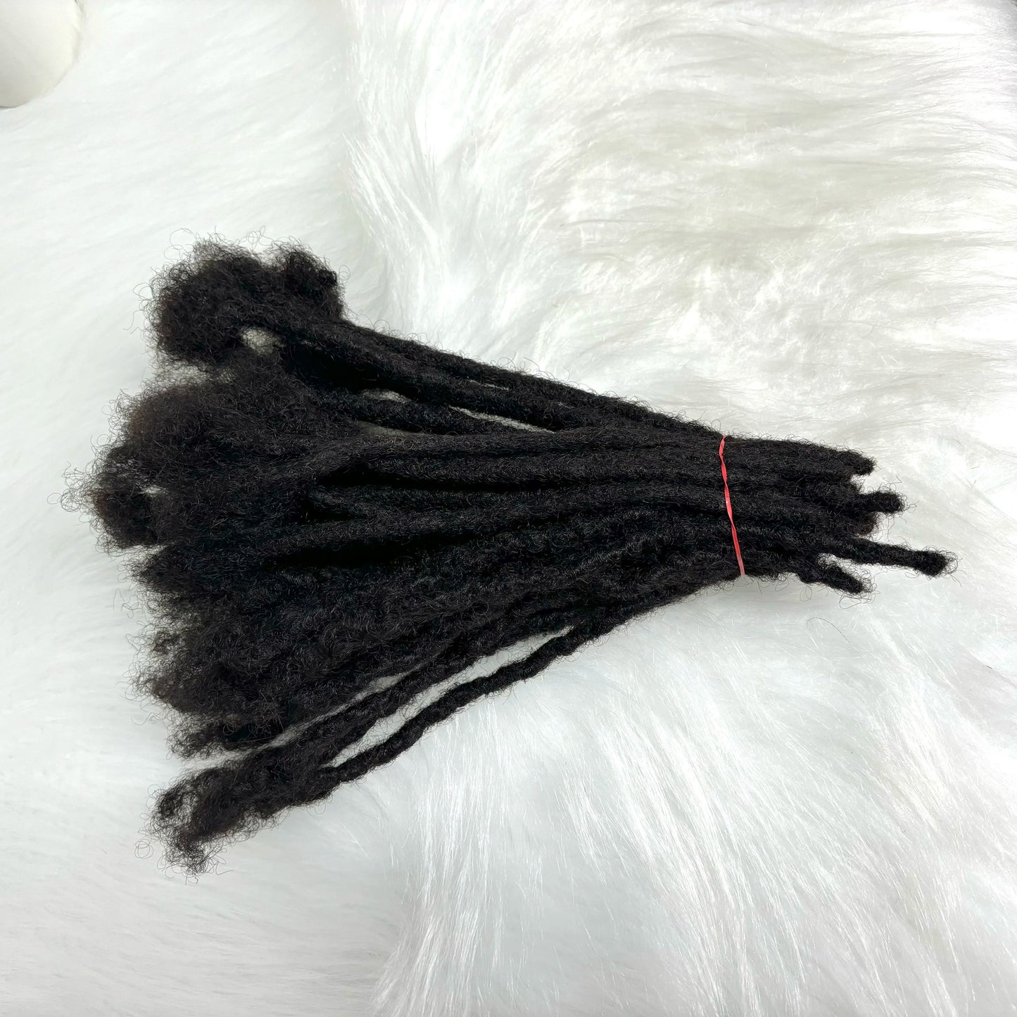 Dreadlock Extensions Echthaar für Männer/Frauen 0,6 cm Breite Permanente Loc Extensions 20 Stränge 8 Zoll Brasilianische Dreadlocks
