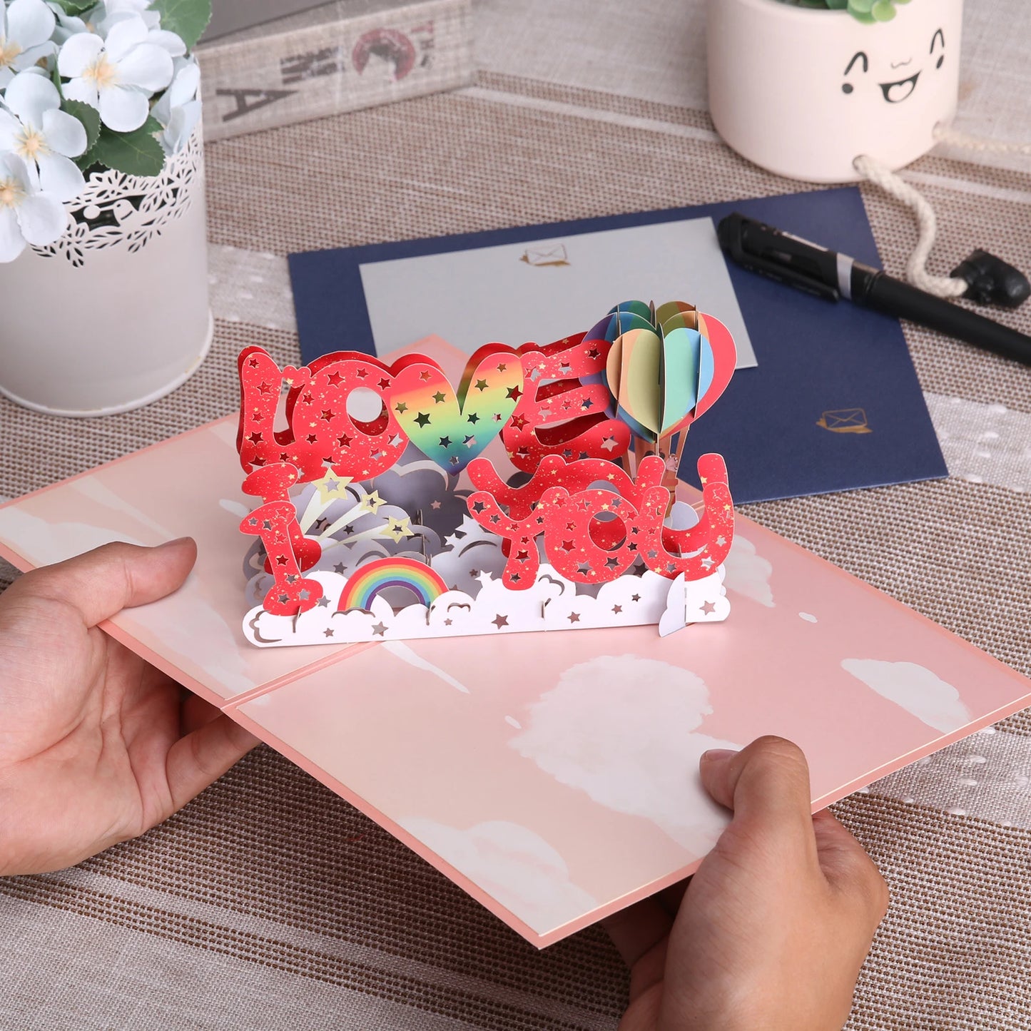 Valentinstag Geschenk 3D Pop Up Karte Jahrestag Hochzeit Geburtstag für Ehefrau Ehemann Grußkarten mit Umschlag und Notizkarte