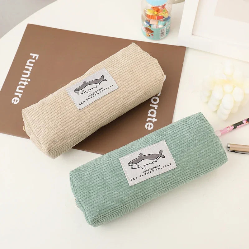Niedliches Haifisch-Federmäppchen, Stickerei-Stifttasche, Schulanfangs-Zubehör, Schreibwaren für Mädchen, Kinder, Schreibtisch, niedliche Accessoires, Geschenk
