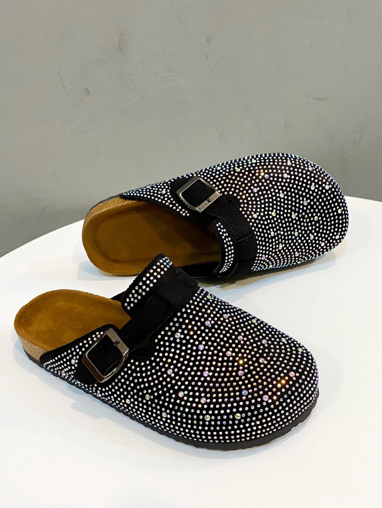 Kristallige klobige Outdoor-Slipper Schuhe Sommer Clogs Damen Hausschuhe Pantofle Luxus Slides Med Strand Designer Flip Flops