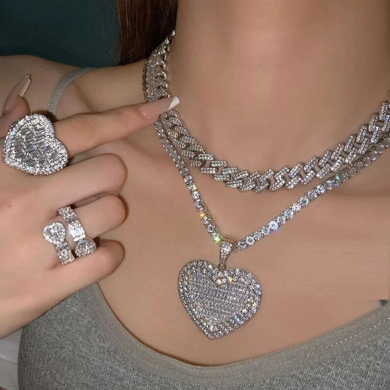 Auf Lager Iced Out Bling Damen Schmuck 5A Weißer Zirkonia Herzanhänger Halskette Mit Tennis Box Chain