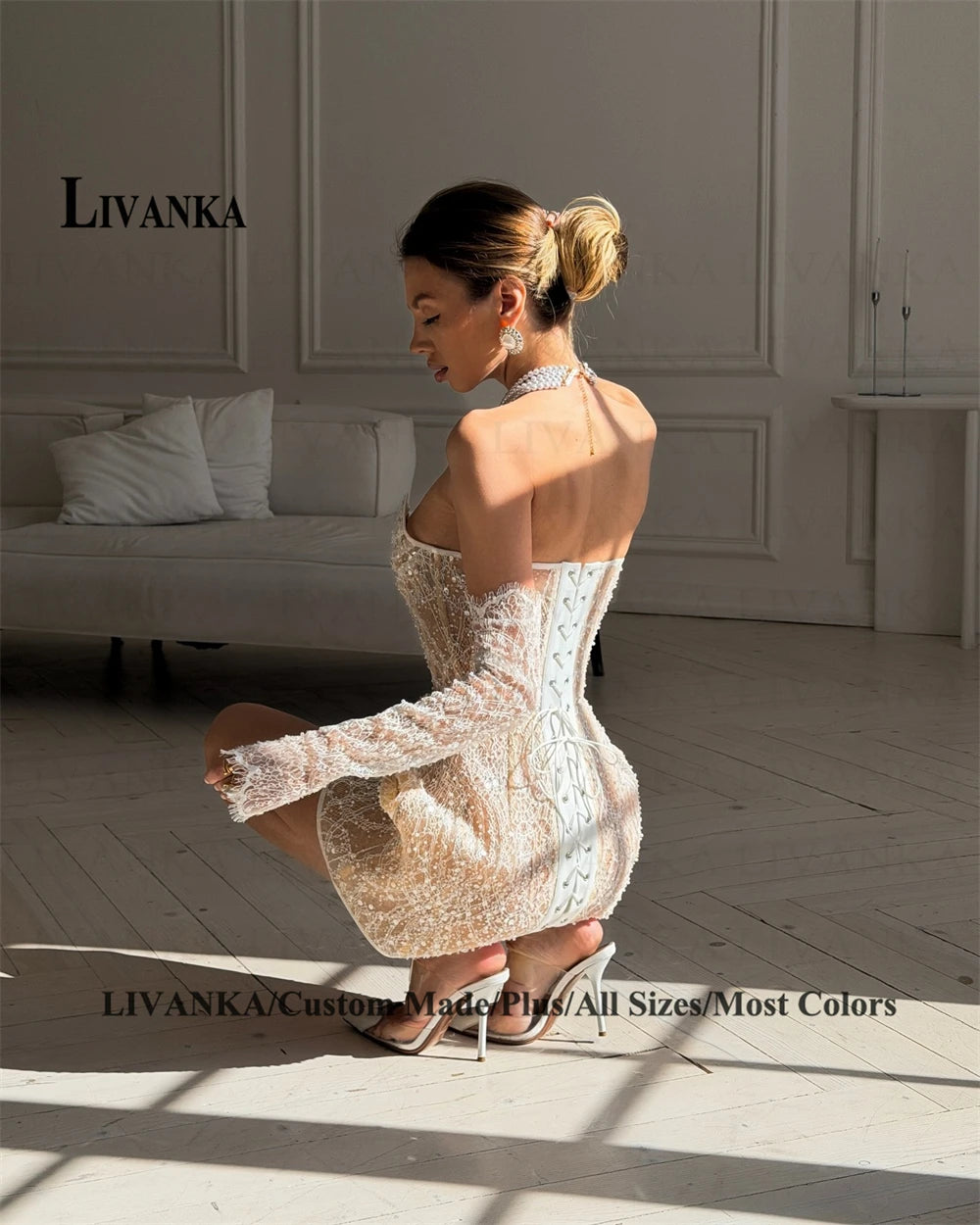 LIVANKA Elegant A-line Bodycon Homecoming Dresses for Teen Scoop Neck Corset Lace Appliques Cocktail Party Gown Customized