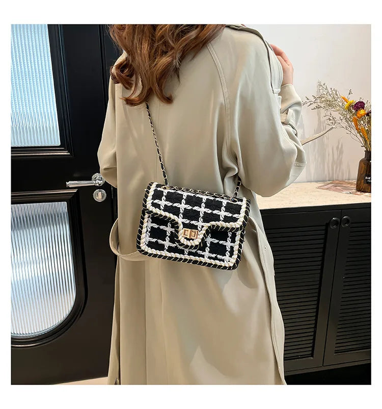Schwarz-weiß karierte lässige Umhängetasche Umhängetasche Damen Schultertaschen Handtaschen mit oberem Griff Modische quadratische Tasche