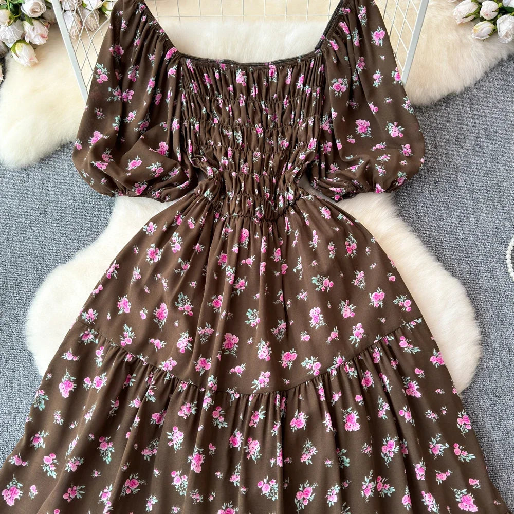 2024 Neues Sommer Blumenmuster Maxikleid Damen Vintage Eckiger Ausschnitt Geraffte Brust Schärpe Bandage Sommerkleid Partykleid