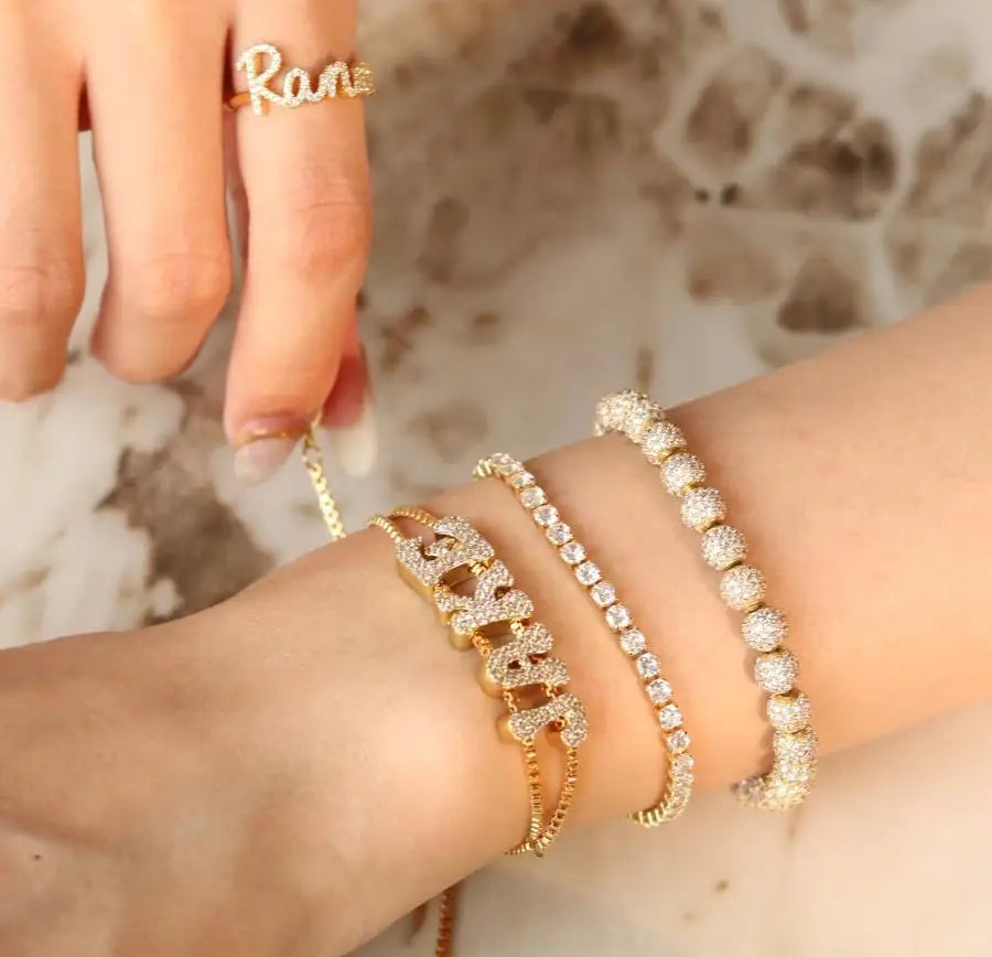 DOREMI Fat Bubble Slide Armband mit Initialen, voll mit Kristallbuchstaben, Damen-Namen, DIY-Schiebebuchstaben-Armbänder