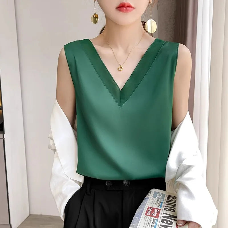 Silk halter V-neck sleeveless bodice Satin vest lace with beautiful back summer jacket with suit top