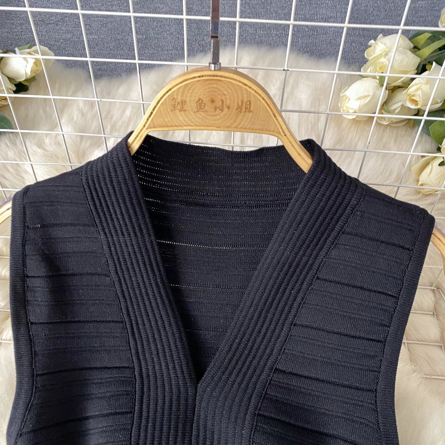 SINGREINY Bodycon Basic Knitting Dress Women Sleeveless V Neck Tank Ladies Elastic Waist Temperament Solid Streetwear Dress
