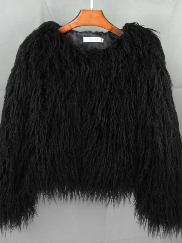 2023 Women Faux Fur Coat Autumn Winter High Quality Fluffy Short Coat Faux Fur Jacket
