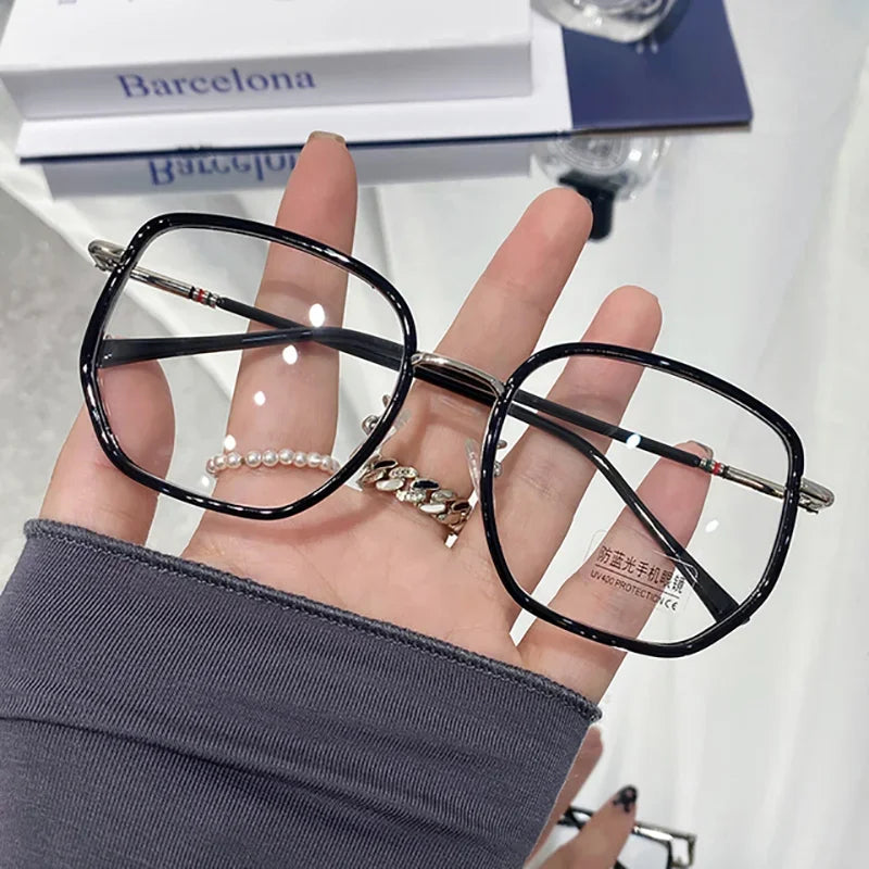 Ultraleichte Blaulichtfilter-Brille für Mädchen, Retro-Grüner Rahmen, schlichte Brille, Blaulichtfilter, transparente Brille für Damen