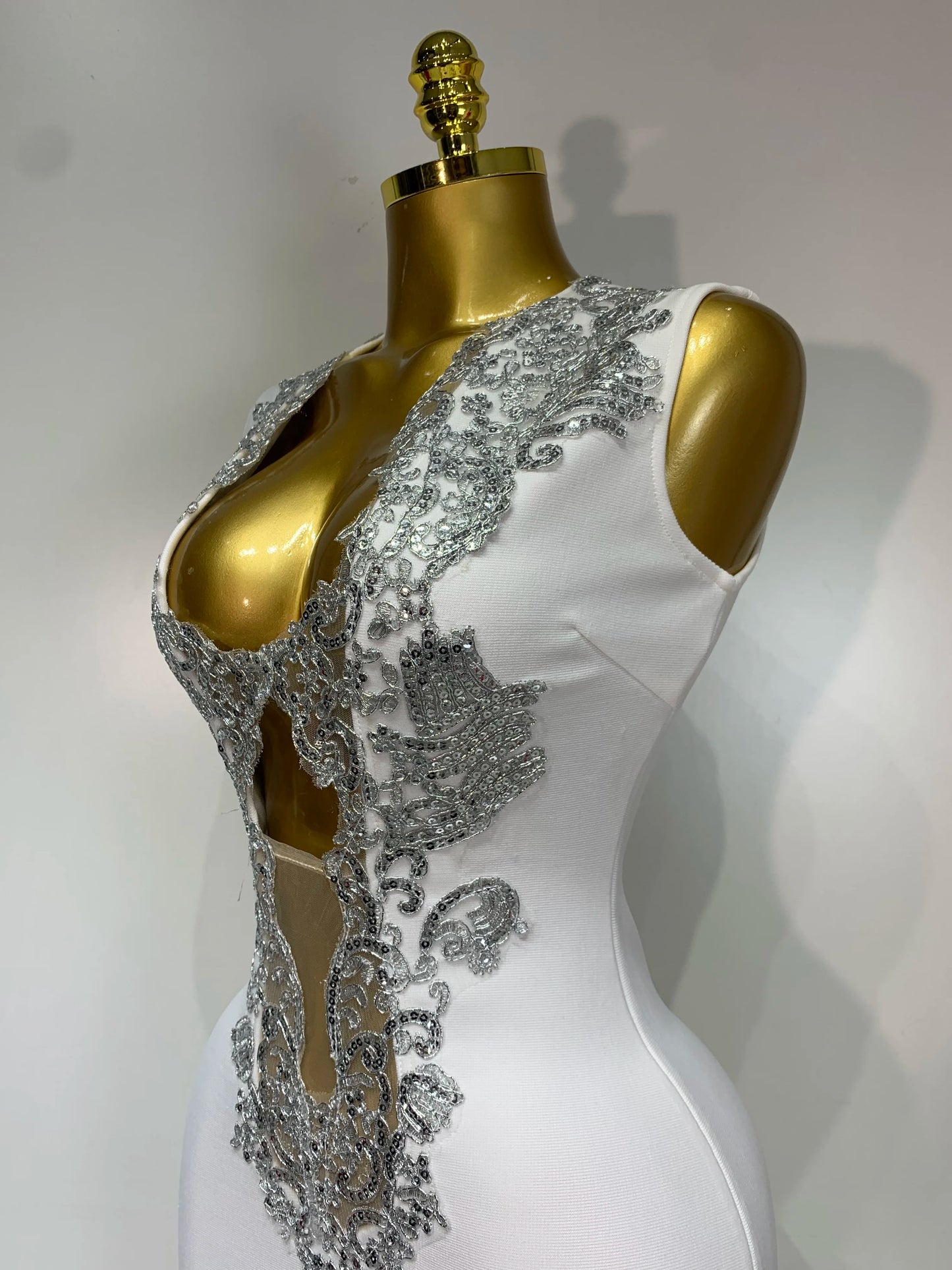 Women 2025 Sexy V Neck Cut Out Short Bandage Dress Silver Sequin White Elegant Luxury Birthday Party Club Wedding Vestidos