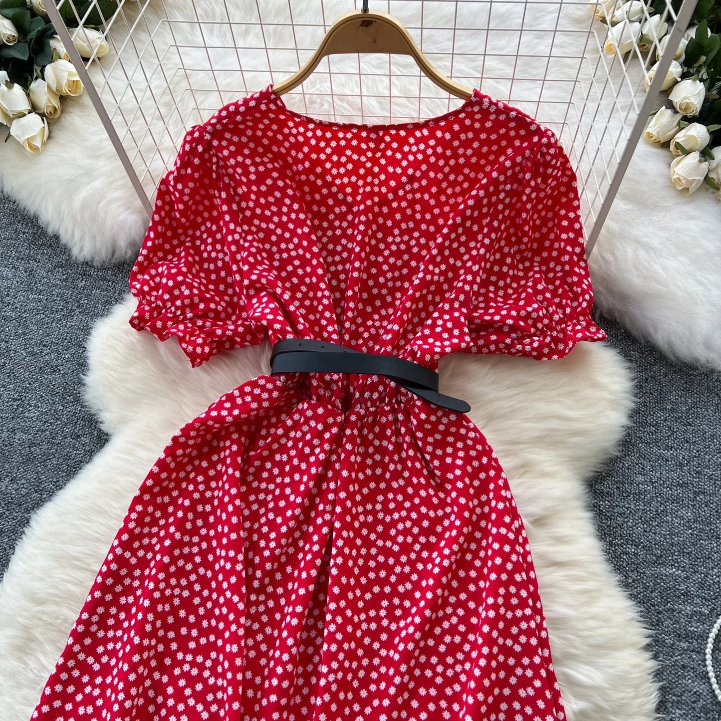 Sommer Plissiert Damen Knopfkleider Lässige Strandurlaub Kurzarm V-Ausschnitt Damen Midikleid Böhmische Mujer Vestidos