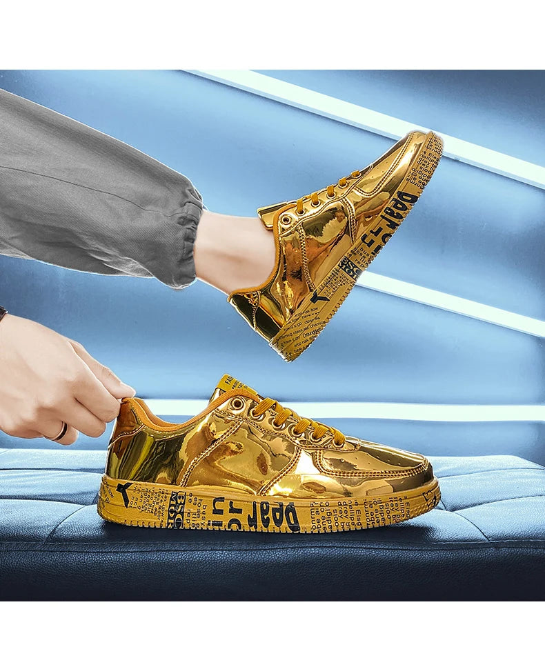 New Gold Sneakers Couple Shoes Luxury Casual Glitter Sneakers Men Hip-hop Streetwear Skateboard Shoes Men Flat Designer Footwear