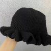 Handgestrickte Mütze mit plissierten Rüschenkanten und Spitze für Damen und Herren, originelle und kreative Mütze für Erwachsene