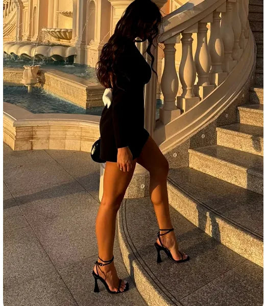 Elegantes Damen Luxus Aushöhlen Rote Schleife Freizeit Minikleid Schleife Abendparty Formelle Kurze Kleider Neu Schwarz Weiß Kleider Street