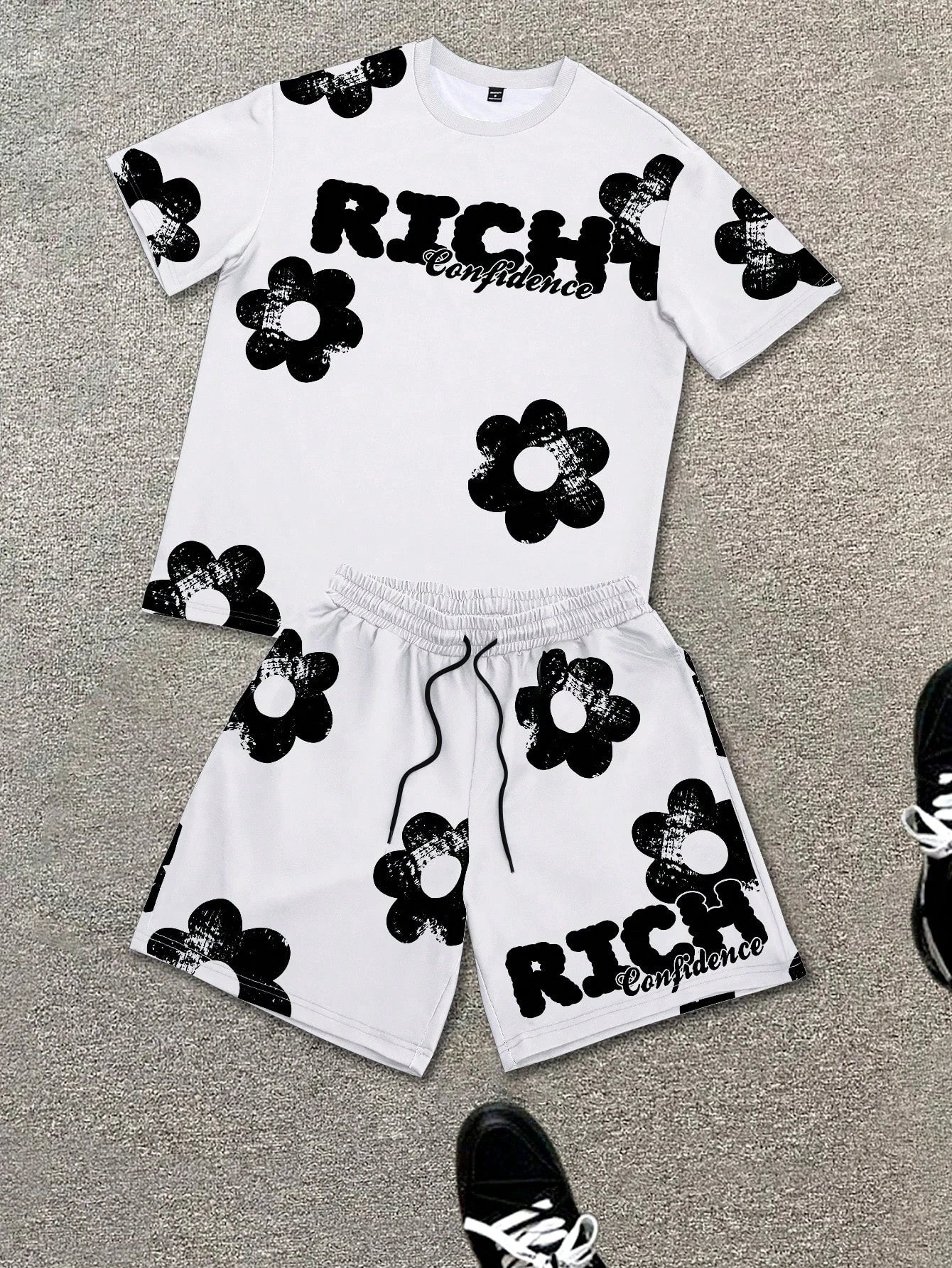 Fashion Men's Black and White Flower Graphic Print T-shirt Shorts 2-piece Set O-neck Short Sleeve Top Elastic Waist Shorts Set
