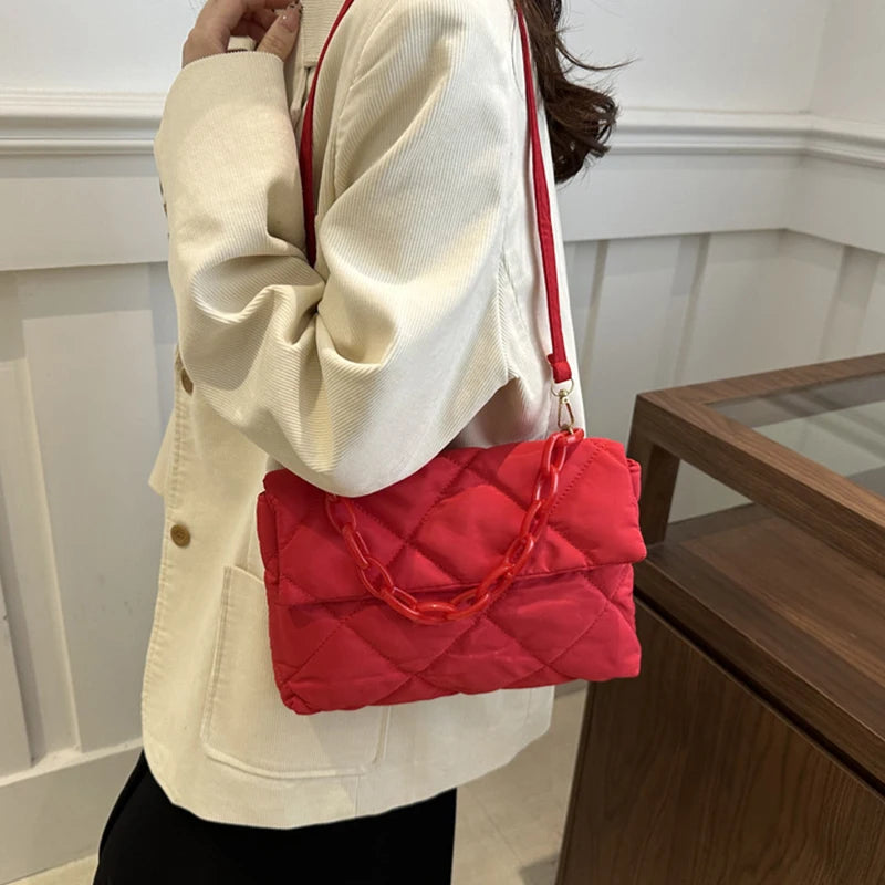 Acryl-Ketten-Umhängetaschen, quadratisch, lässig, Klappe, Damen-Pendeltaschen, gesteppt, All-Match, Winter, große Kapazität für Mädchen zum Einkaufen