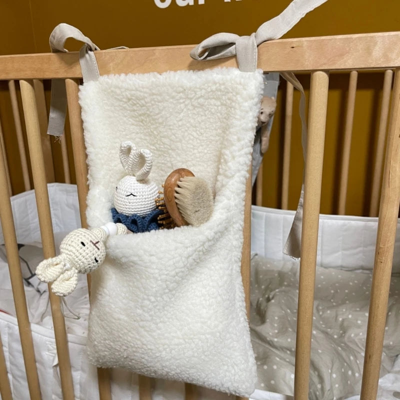 Neuer dicker Plüsch Babybett Hängetasche Tragbare Doppeltaschen Neugeborenen-Bett Spielzeug Organizer Tasche Bettkopfteil Aufbewahrungstasche