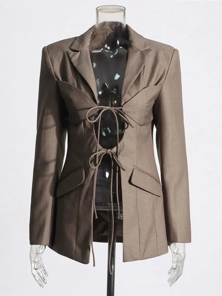 TWOTWINSTYLE Patchwork Lace Up Hohl-Blazer für Damen mit gekerbtem Kragen, langen Ärmeln, Tunika, Designer-Blazer, weibliche Mode Neu