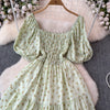 2024 Neues Sommer Blumenmuster Maxikleid Damen Vintage Eckiger Ausschnitt Geraffte Brust Schärpe Bandage Sommerkleid Partykleid