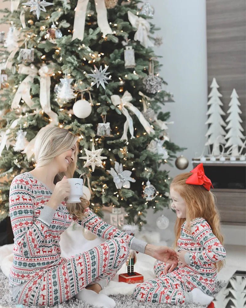 Christmas Family Matching Pajamas Set 2025 Mom Dad Kids Elk Print 2Pcs Clothes Baby Romper Family Look Soft Sleepwear Xmas Gift - MAGUSTA BEAUTY