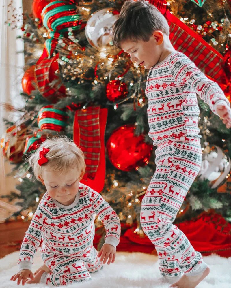 Christmas Family Matching Pajamas Set 2025 Mom Dad Kids Elk Print 2Pcs Clothes Baby Romper Family Look Soft Sleepwear Xmas Gift - MAGUSTA BEAUTY