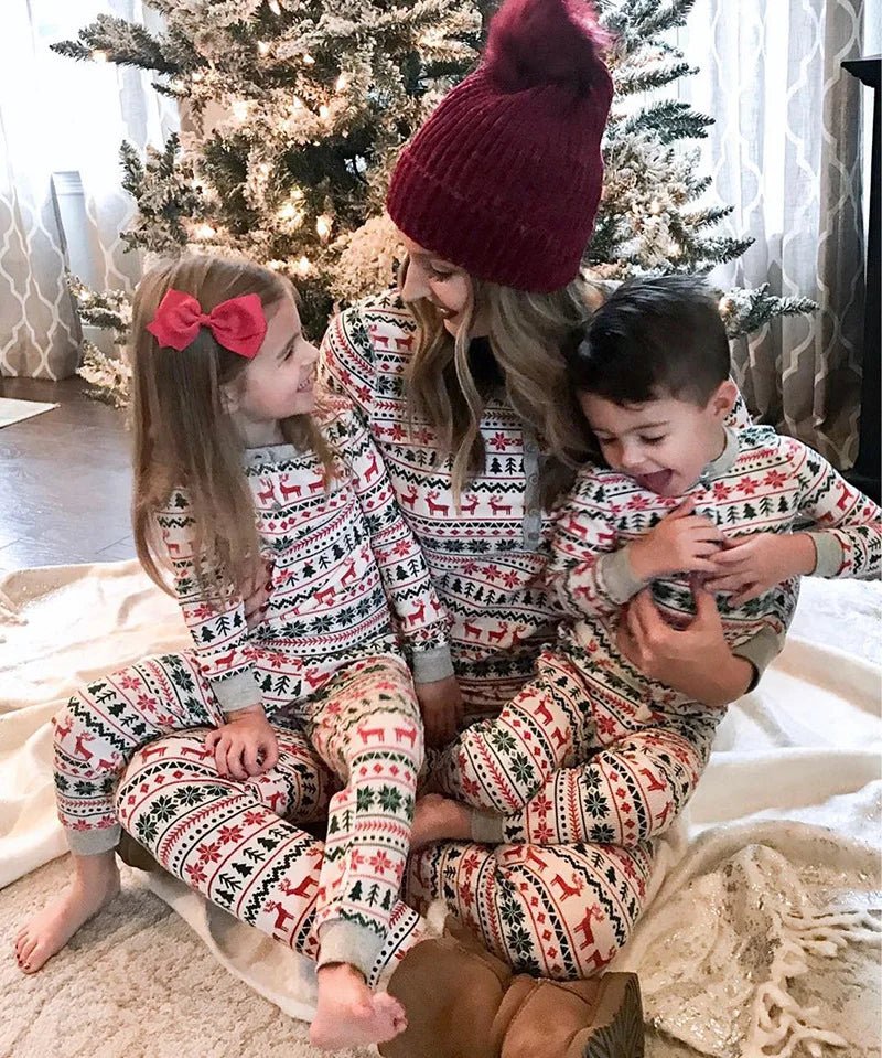 Christmas Family Matching Pajamas Set 2025 Mom Dad Kids Elk Print 2Pcs Clothes Baby Romper Family Look Soft Sleepwear Xmas Gift - MAGUSTA BEAUTY