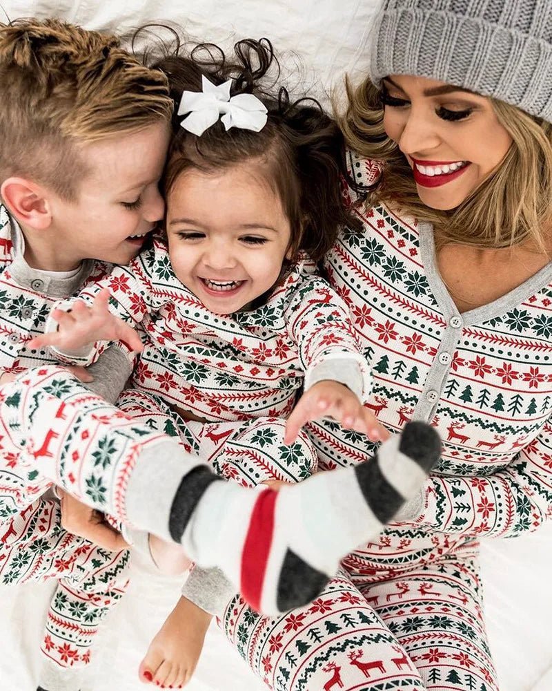 Christmas Family Matching Pajamas Set 2025 Mom Dad Kids Elk Print 2Pcs Clothes Baby Romper Family Look Soft Sleepwear Xmas Gift - MAGUSTA BEAUTY