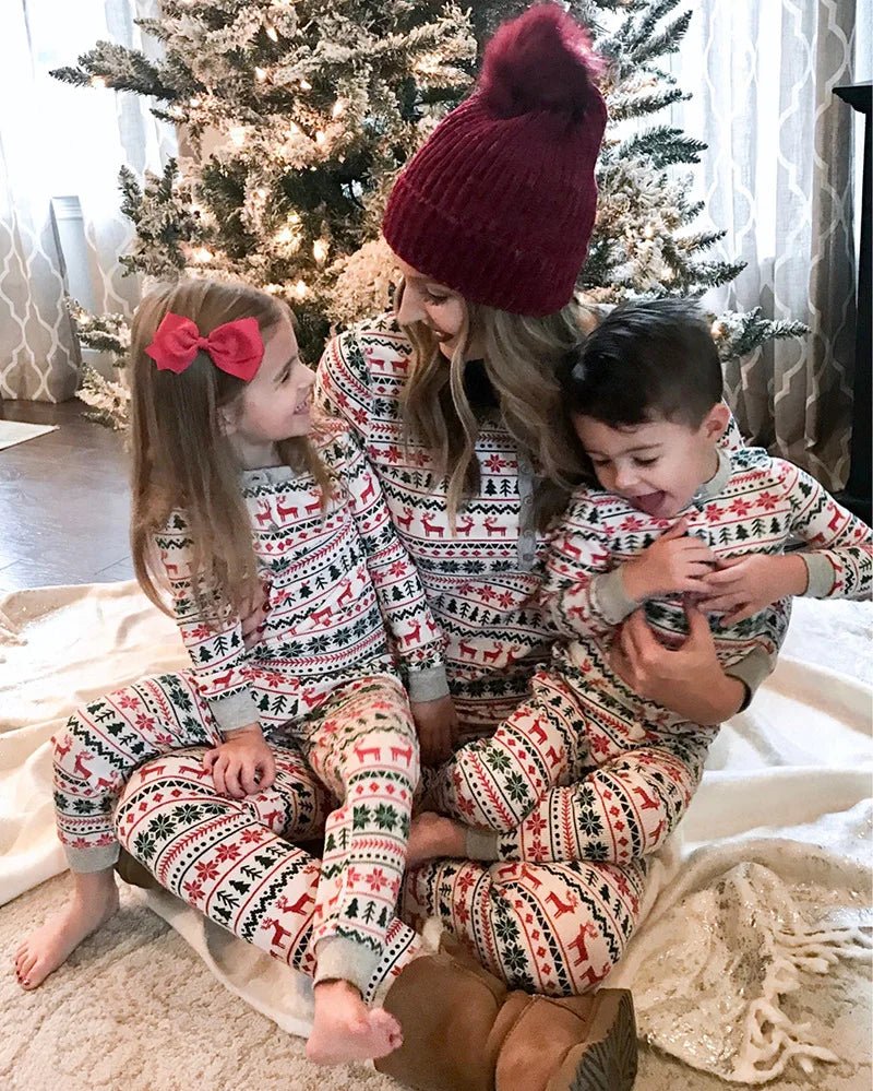 Christmas Family Matching Pajamas Set 2025 Mom Dad Kids Elk Print 2Pcs Clothes Baby Romper Family Look Soft Sleepwear Xmas Gift - MAGUSTA BEAUTY