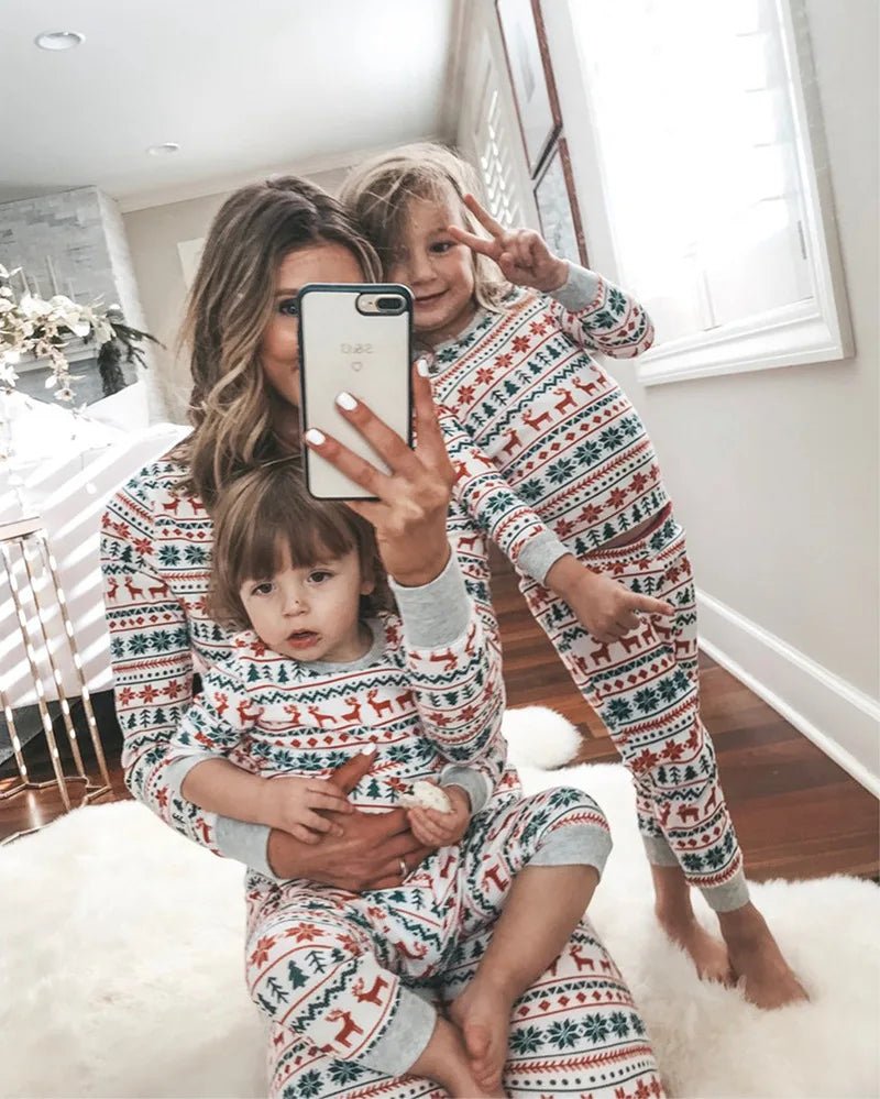 Christmas Family Matching Pajamas Set 2025 Mom Dad Kids Elk Print 2Pcs Clothes Baby Romper Family Look Soft Sleepwear Xmas Gift - MAGUSTA BEAUTY