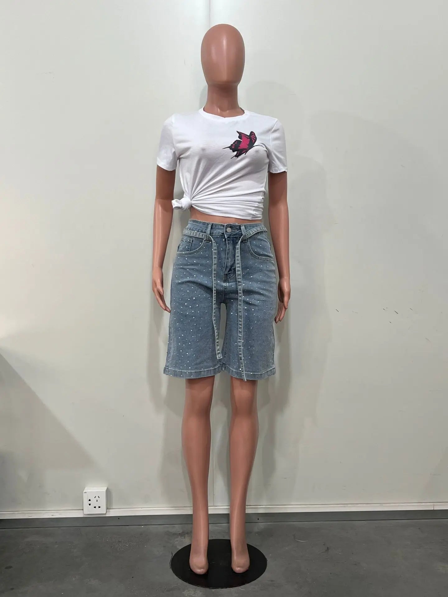 Knee Length Women Jeans High Waist Jean Denim Washed Pants Sashes Zipper Fly Distressed Straight Diamonds Summer Vintage - MAGUSTA BEAUTY