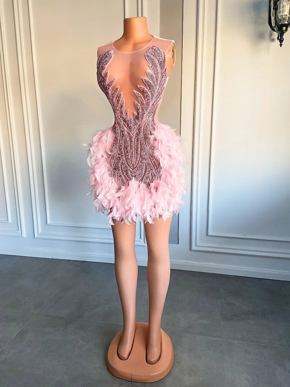 Luxury Sheer Neckline Women Cocktail Dress Pink Feather Black Girl Short Prom Dresses 2026 For Birthday Party - MAGUSTA BEAUTY