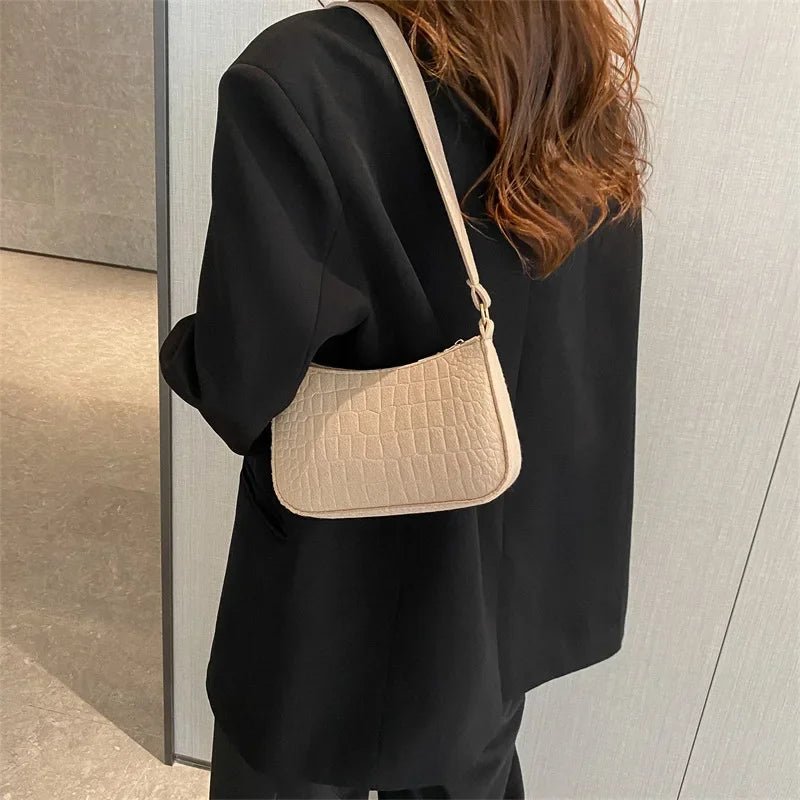 Popular Retro Gentle Temperament Small Square Bag 2024 Autumn Shoulder Handheld Fashion Casual Yankee Underarm Small Square Bag - MAGUSTA BEAUTY