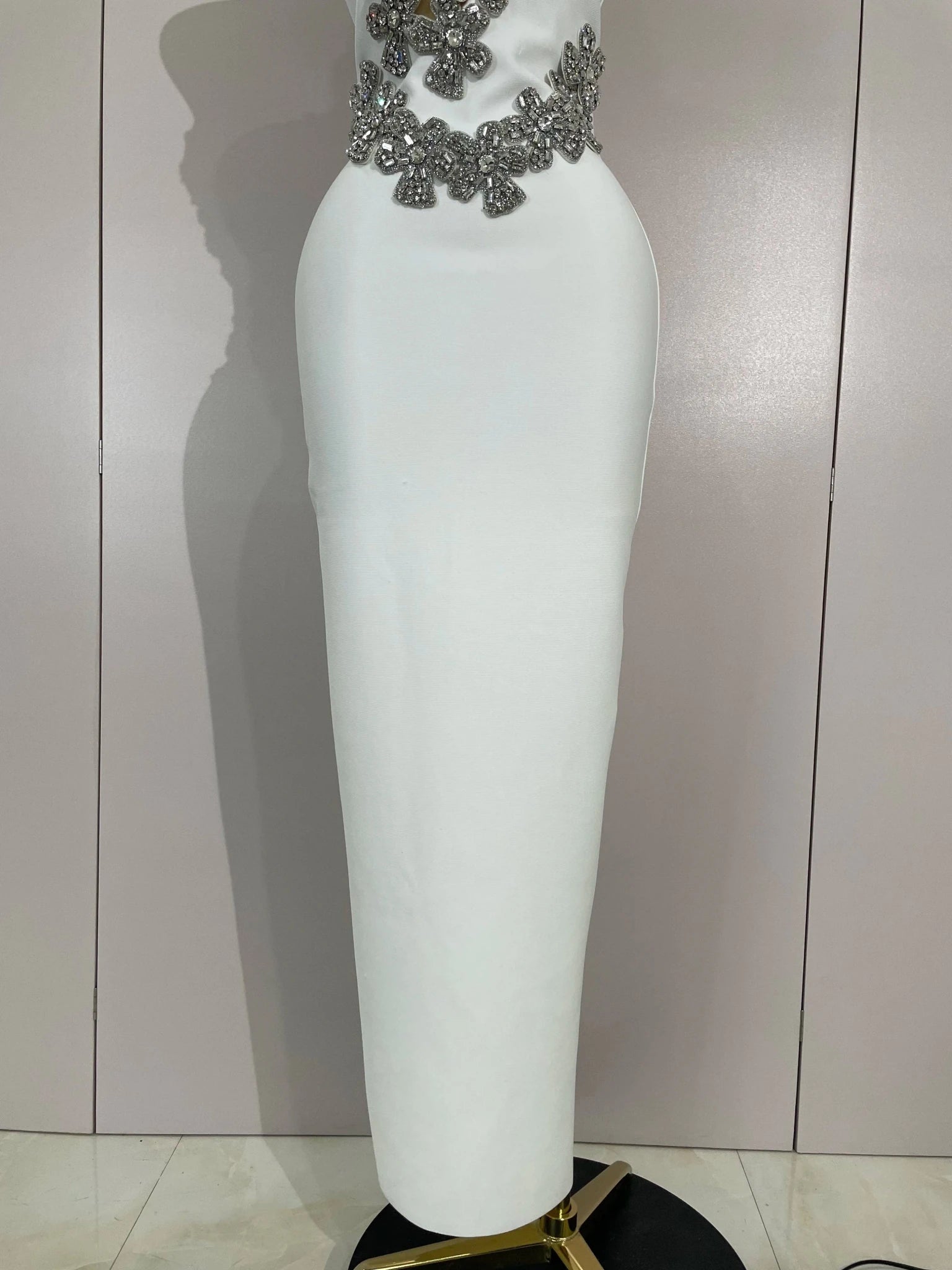 Sexy Backless Sparkly Crystal Diamonds White Bodycon Bandage Dress Women Celebrity Elegant Evening Club Party Birthday Dresses - MAGUSTA BEAUTY