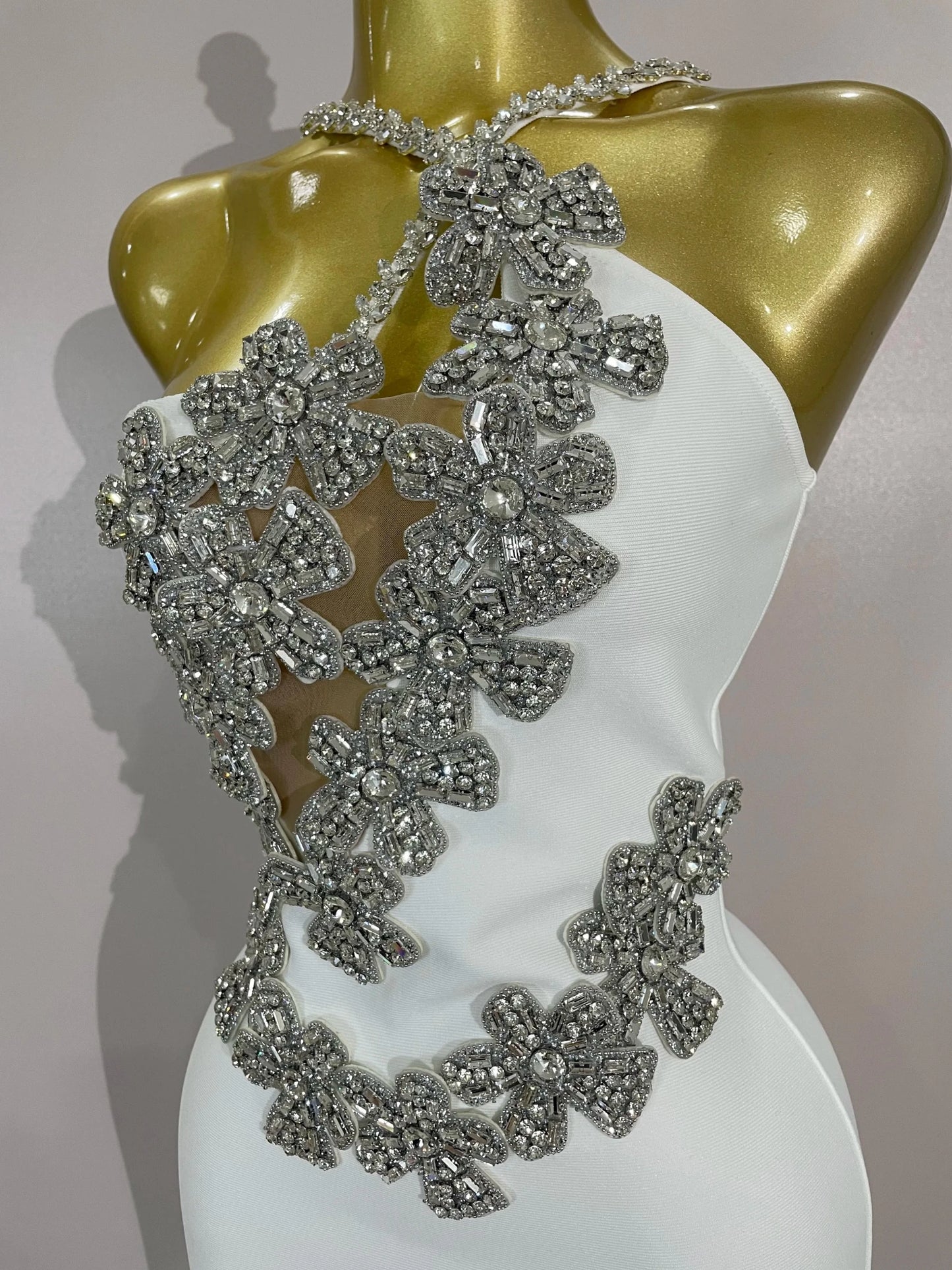 Sexy Backless Sparkly Crystal Diamonds White Bodycon Bandage Dress Women Celebrity Elegant Evening Club Party Birthday Dresses - MAGUSTA BEAUTY