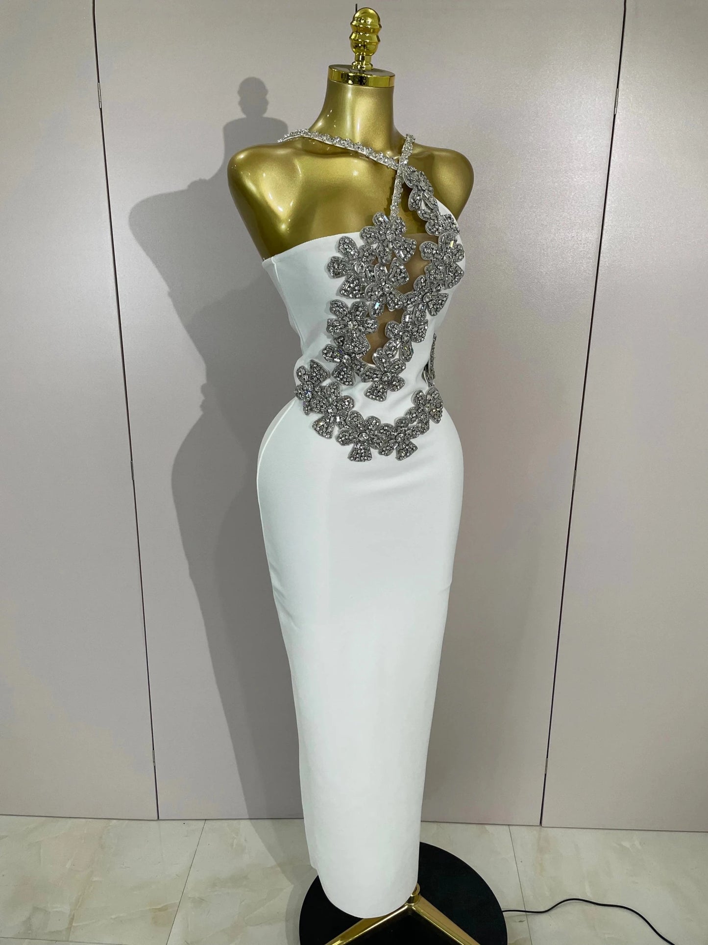 Sexy Backless Sparkly Crystal Diamonds White Bodycon Bandage Dress Women Celebrity Elegant Evening Club Party Birthday Dresses - MAGUSTA BEAUTY