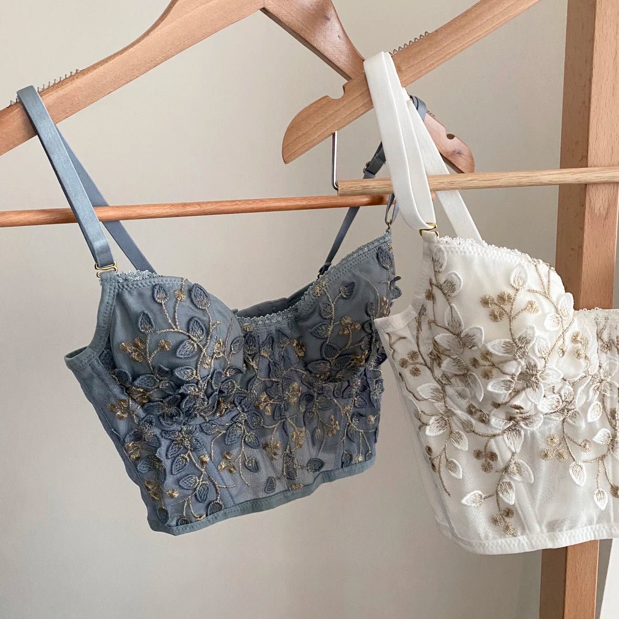 Three-dimensional embroidered bra sexy lace fish bone corset widened breasted with steel ring 2/1 half cup bralette underwear - MAGUSTA BEAUTY